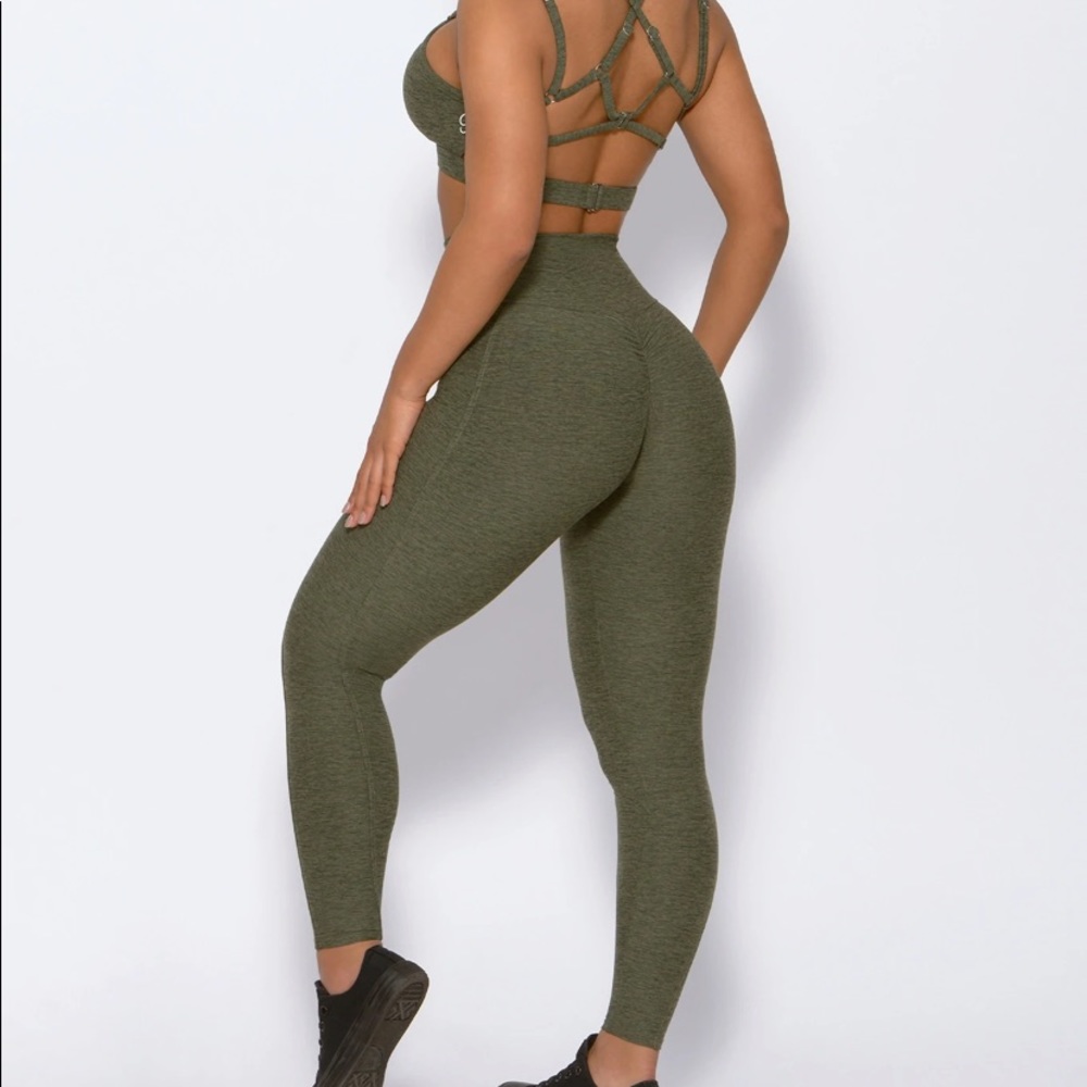 Bombshell leggings - Picture 2 of 4